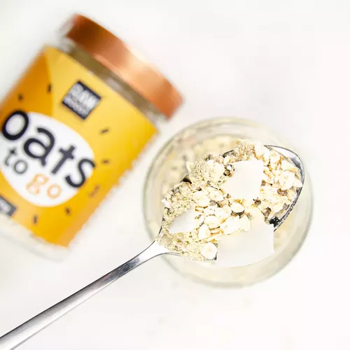 Oats To Go - Coconut Flakes ECO (Deliciu de ovăz cu semințe de chia, pudră de curmale și fulgi de cocos) pentru o escapadă tropicală la fiecare gustare | 110g